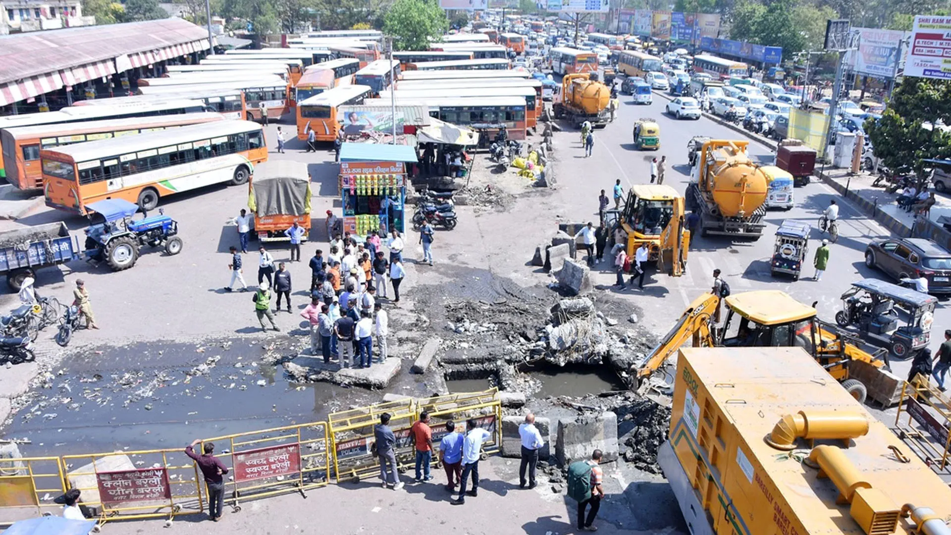 Bareilly: सैटेलाइट हादसे की जांच रिपोर्ट तैयार, ठेकेदार की फर्म होगी ब्लैकलिस्ट