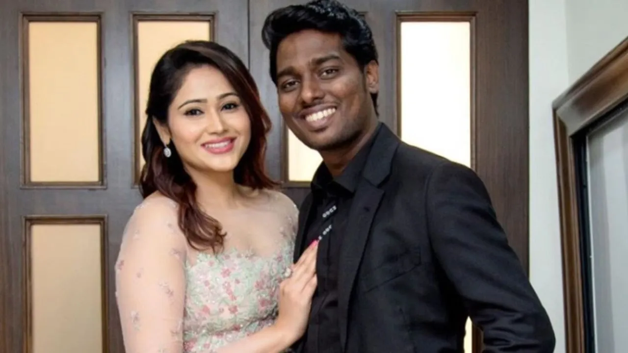  'जवान' फेम डायरेक्टर एटली बने पिता, पत्नी प्रिया ने दिया नन्ही परी को जन्म, बेटे मीर ने दी खुशखबरी