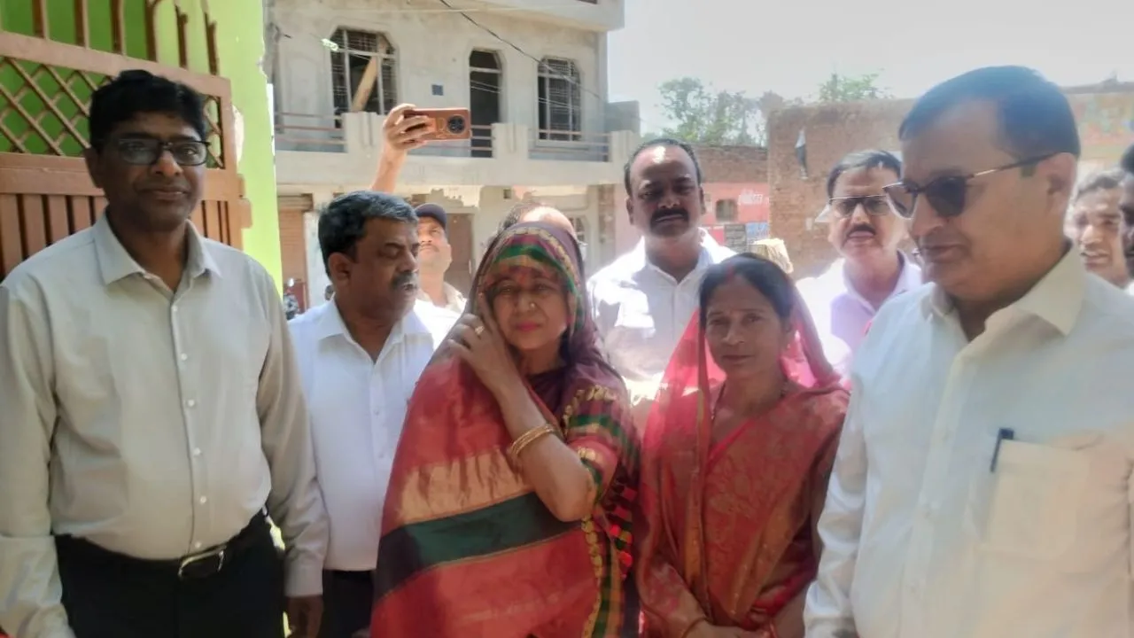 यूपी बनेगा टीबी मुक्त प्रदेश :  100 दिन गांव-गांव होगी जांच, विधायक जया देवी ने किया निक्षय शिविर का उद्घाटन