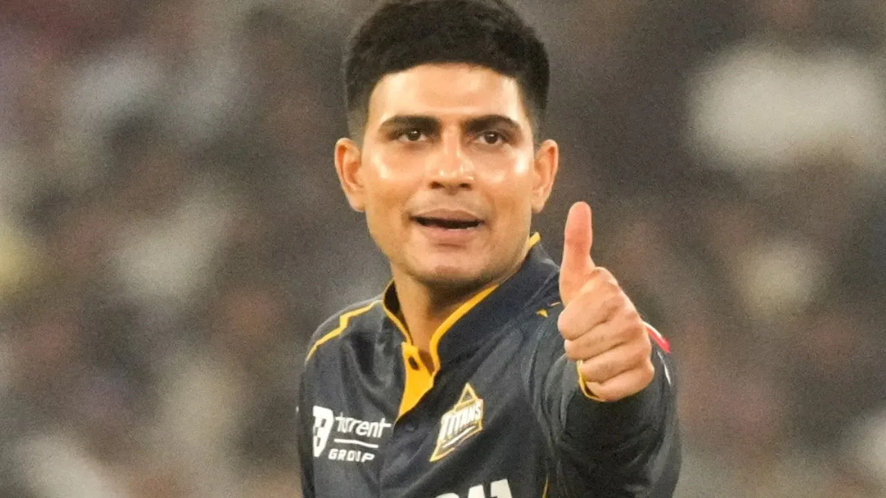  IPL 2026: GT के कप्तान साहब पर लगा भारी भरकम जुर्माना, दिल्ली के खिलाफ धीमी ओवरगति के लिये गिल को 12 लाख का झटका 