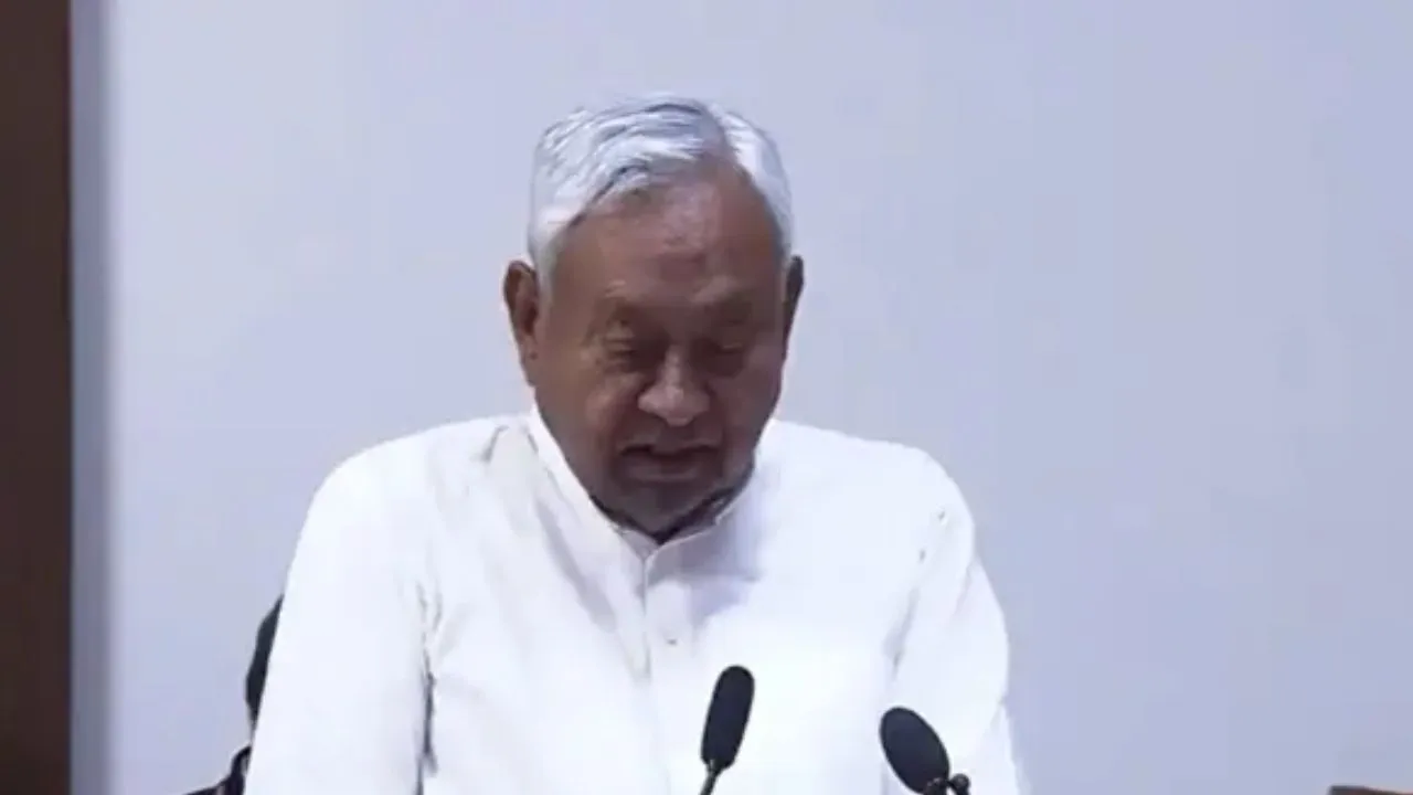Nitish Kumar's Oath : PM मोदी ने दी बधाई, कहा- संसद की गरिमा बढ़ाएगा लंबा राजनीतिक अनुभव