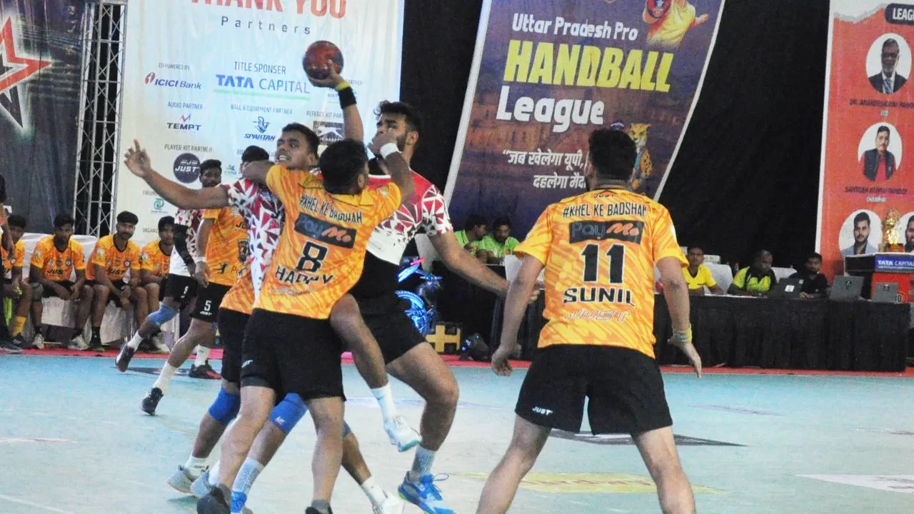 यूपी प्रो हैंडबॉल लीग:  काशी किंग्स का अजेय रथ थमा, नोएडा ब्लास्टर्स ने किया बड़ा उलटफेर