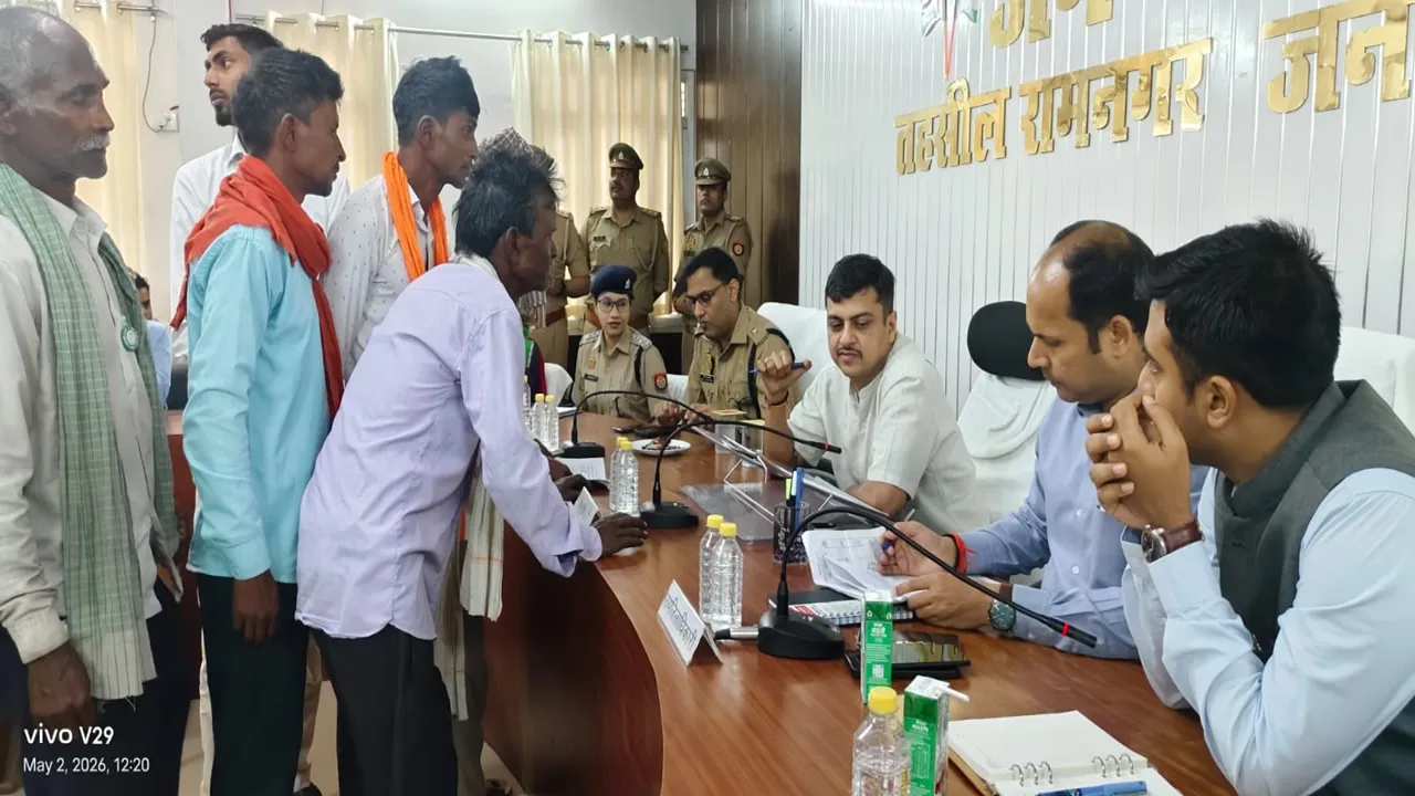 बाराबंकी : 486 शिकायतें आईं, 52 का मौके पर निस्तारण, डीएम ने तहसील रामनगर में सुनीं समस्याएं