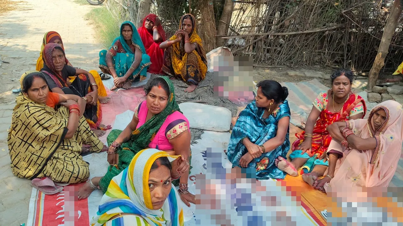 अमेठी में भीषण सड़क हादसा : तेज रफ्तार ट्रक ने बाइक सवार तीन दोस्तों को कुचला, तीनों की मौत