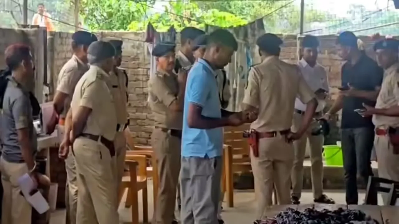 दरभंगा में दिल दहला देने वाला कांड : घरेलू विवाद में सनकी पति ने पत्नी और तीन बच्चों को पीट-पीटकर मार डाला  