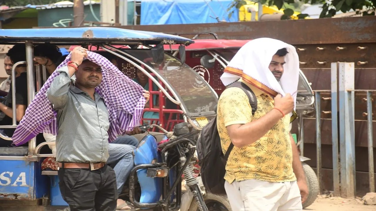 बाराबंकी : आसमान से बरस रही आग, राहत की उम्मीदें भी धुंधली, नौतपा से पहले ही पारा 42 डिग्री पार