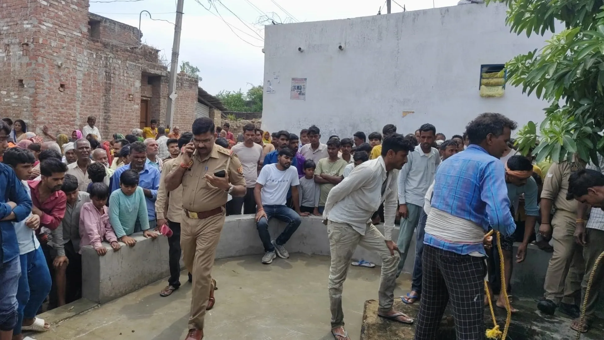 Bareilly : स्कूल से सटे कुएं में गिरकर छह साल के छात्र की मौत