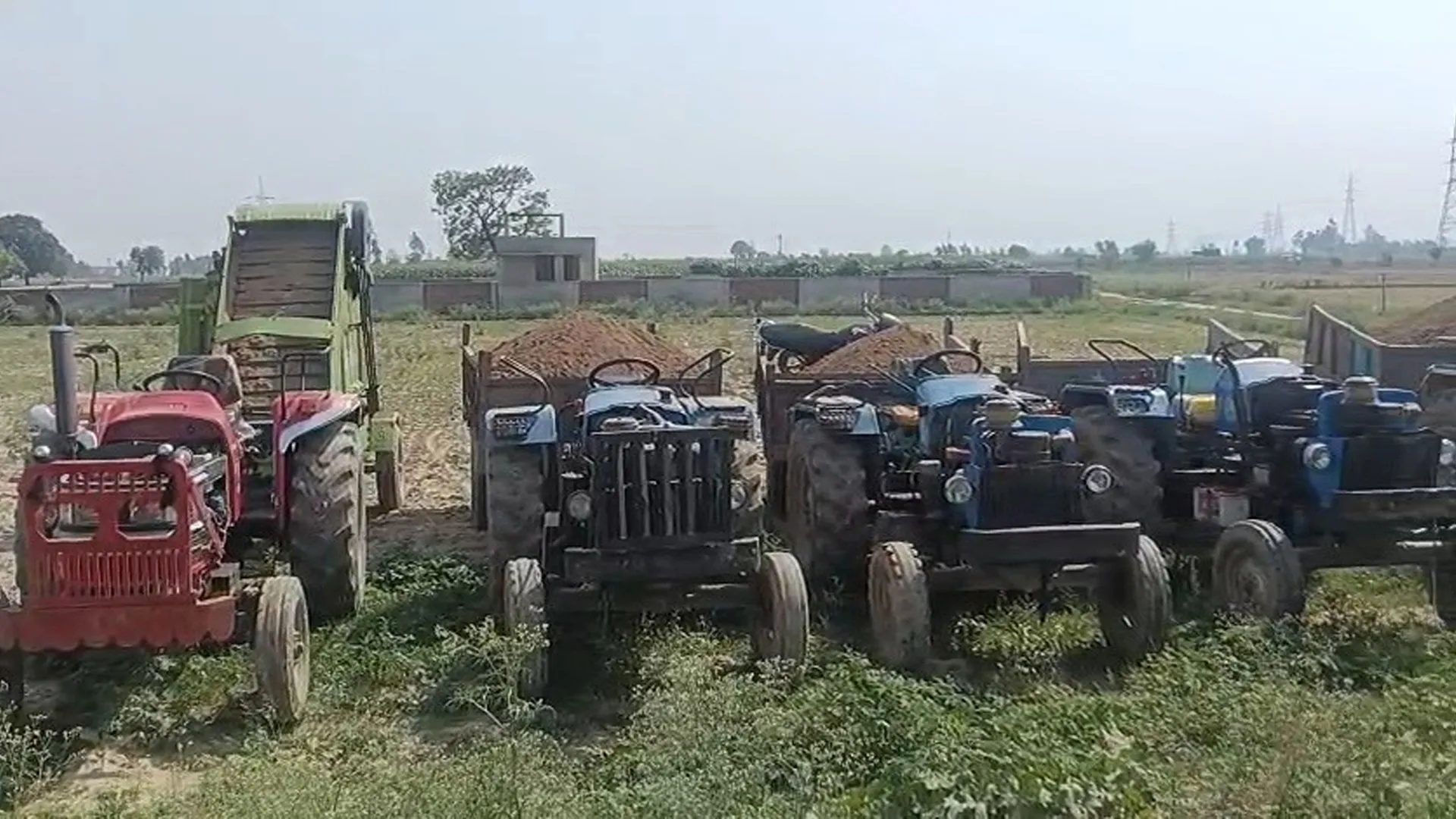 Sambhal News :  अवैध खनन पर बड़ी कार्रवाई, मझोला पुलिस चौकी का पूरा स्टाफ सस्पेंड