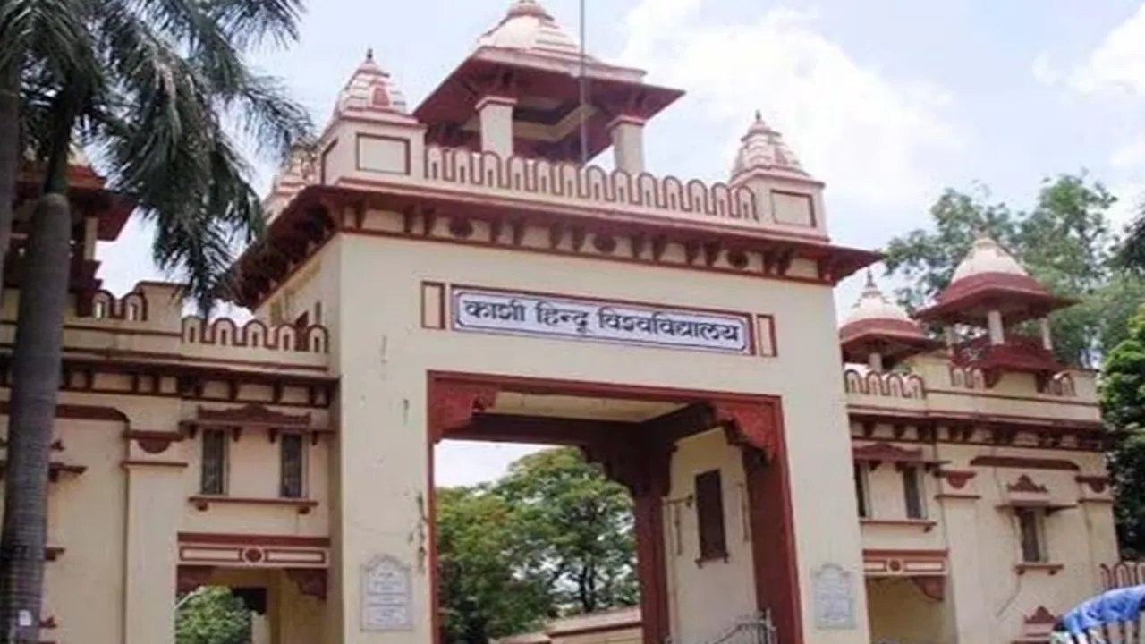 वाराणसी : खाने की नली में 20 दिनों तक फंसा रहा नकली दांत, बीएचयू के डॉक्टरों ने बचाई जान 