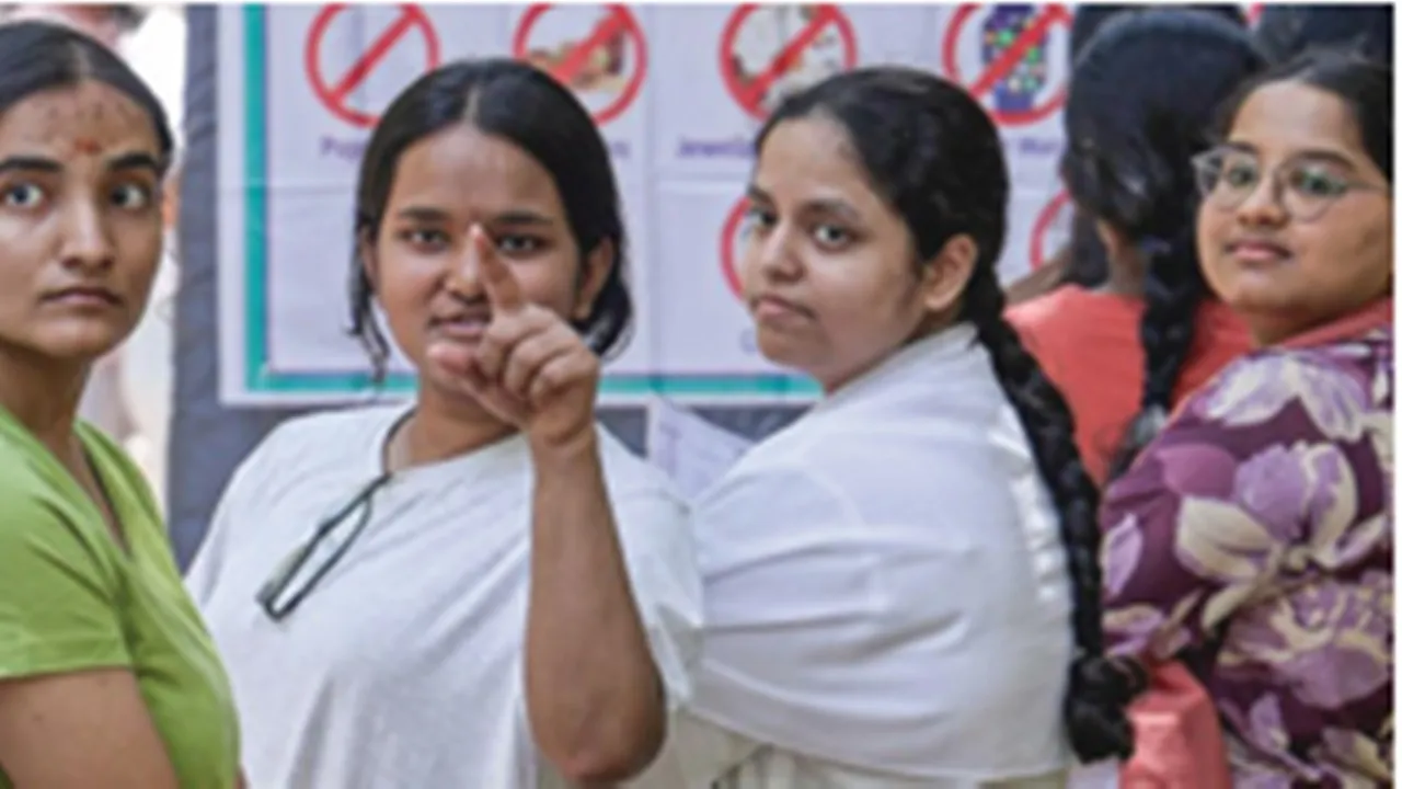 NEET : पुरानी व्यवस्था बचानी है या भविष्य बनाना है