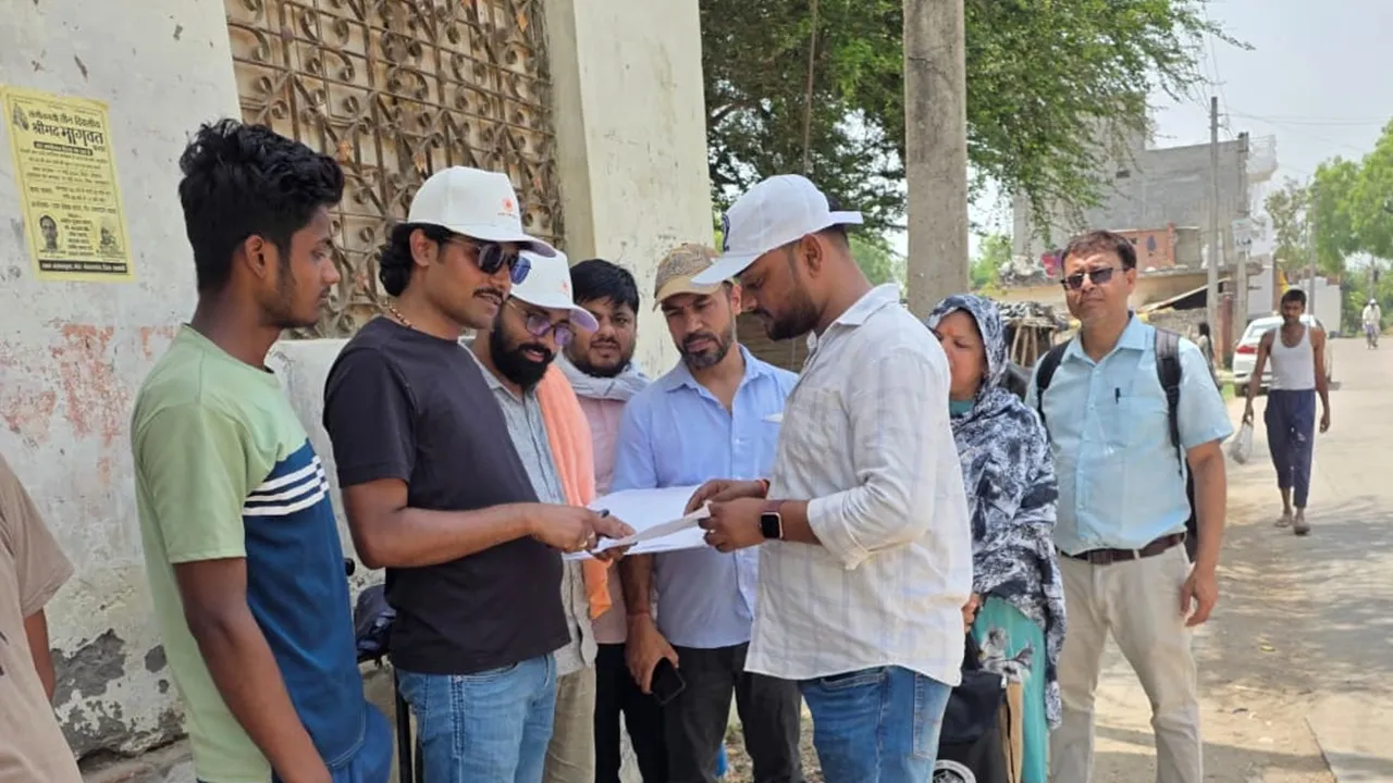 Barabanki News: नजरी नक्शा व सीमा चिन्हांकन में राजस्व कर्मियों का सहयोग जरूरी, अभिषेक सिंह ने प्रशासन से की यह बड़ी मांग