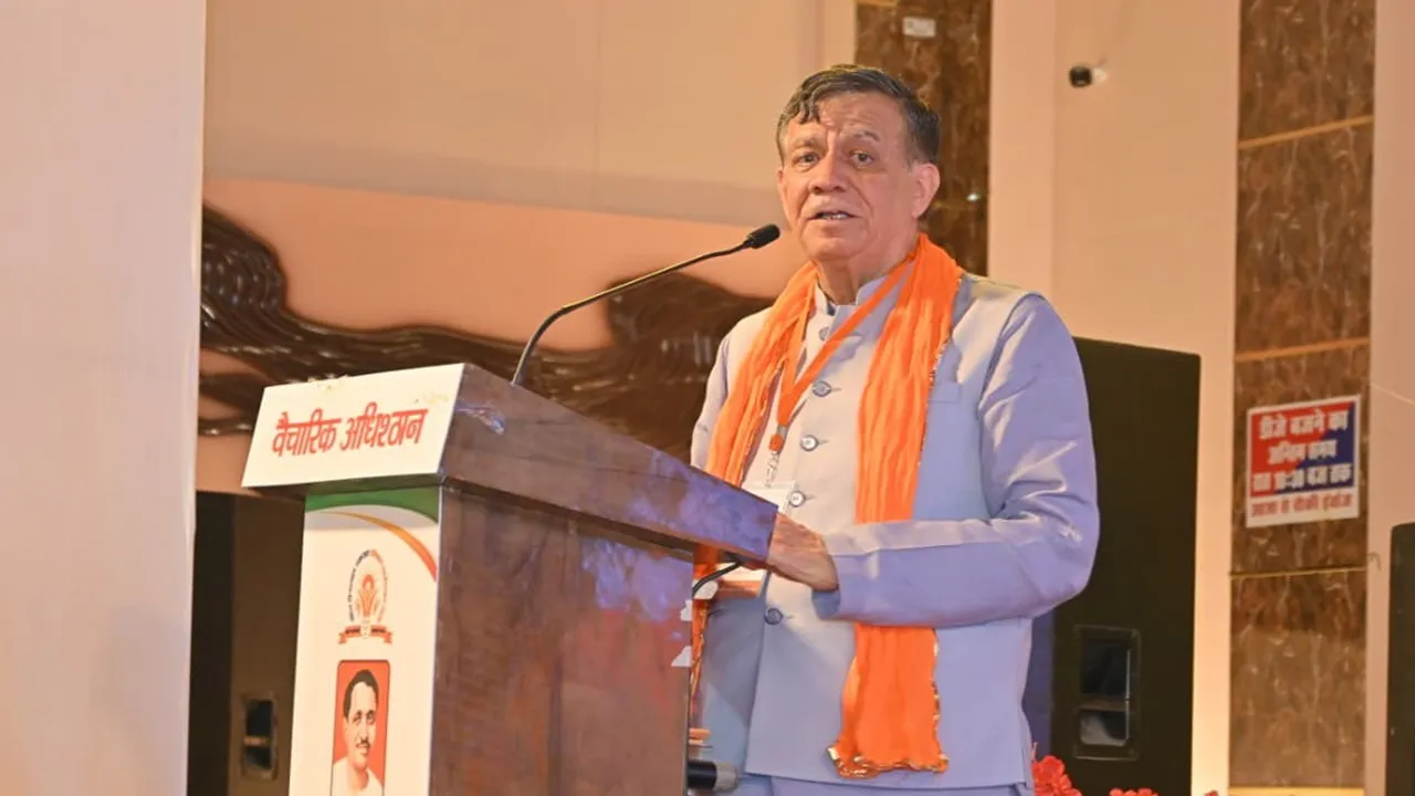 Kanpur News: BJP कार्यकर्ताओं से बोले सतीश महाना- भाजपा सरकार ने विकास, सुशासन के क्षेत्र में किये ऐतिहासिक कार्य