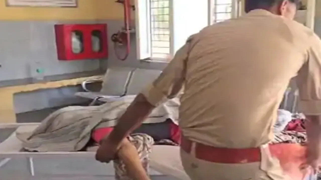 दोहरे हत्याकांड से थर्राया बुलंदशहर : अवैध संबंध के शक में बेटे ने मारी पिता और पत्नी को गोली, दोनों की मौत 