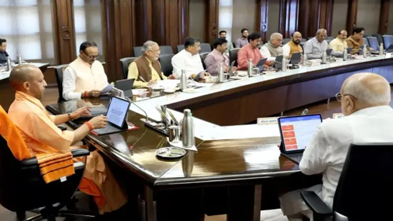 Yogi Cabinet Meeting : UP मंत्रिमंडल ने तबादला नीति 2026-27 को दी मंजूरी, केवल 31 मई तक किए जाएंगे तबादले 
