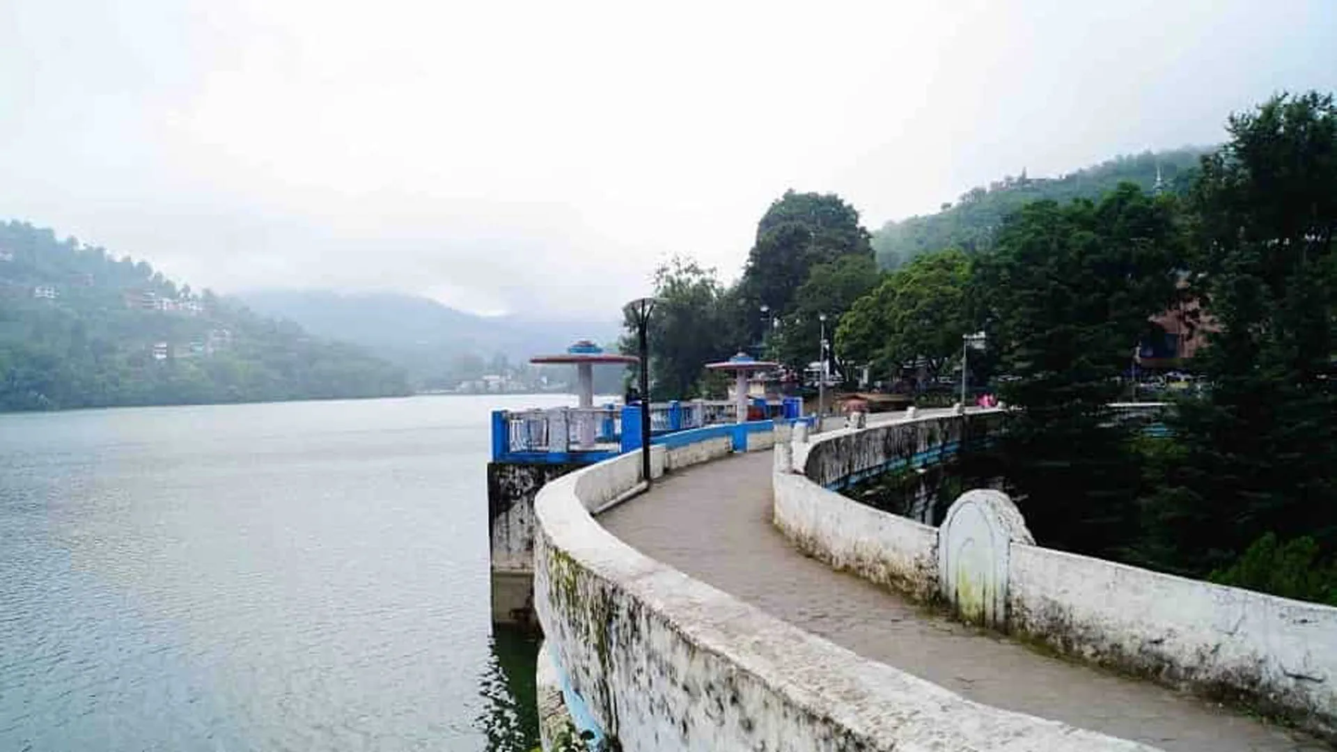 Uttrakhand:भीमताल में अंग्रेजों के जमाने में निर्मित डैम के निकासी गेटों की मरम्मत शुरू