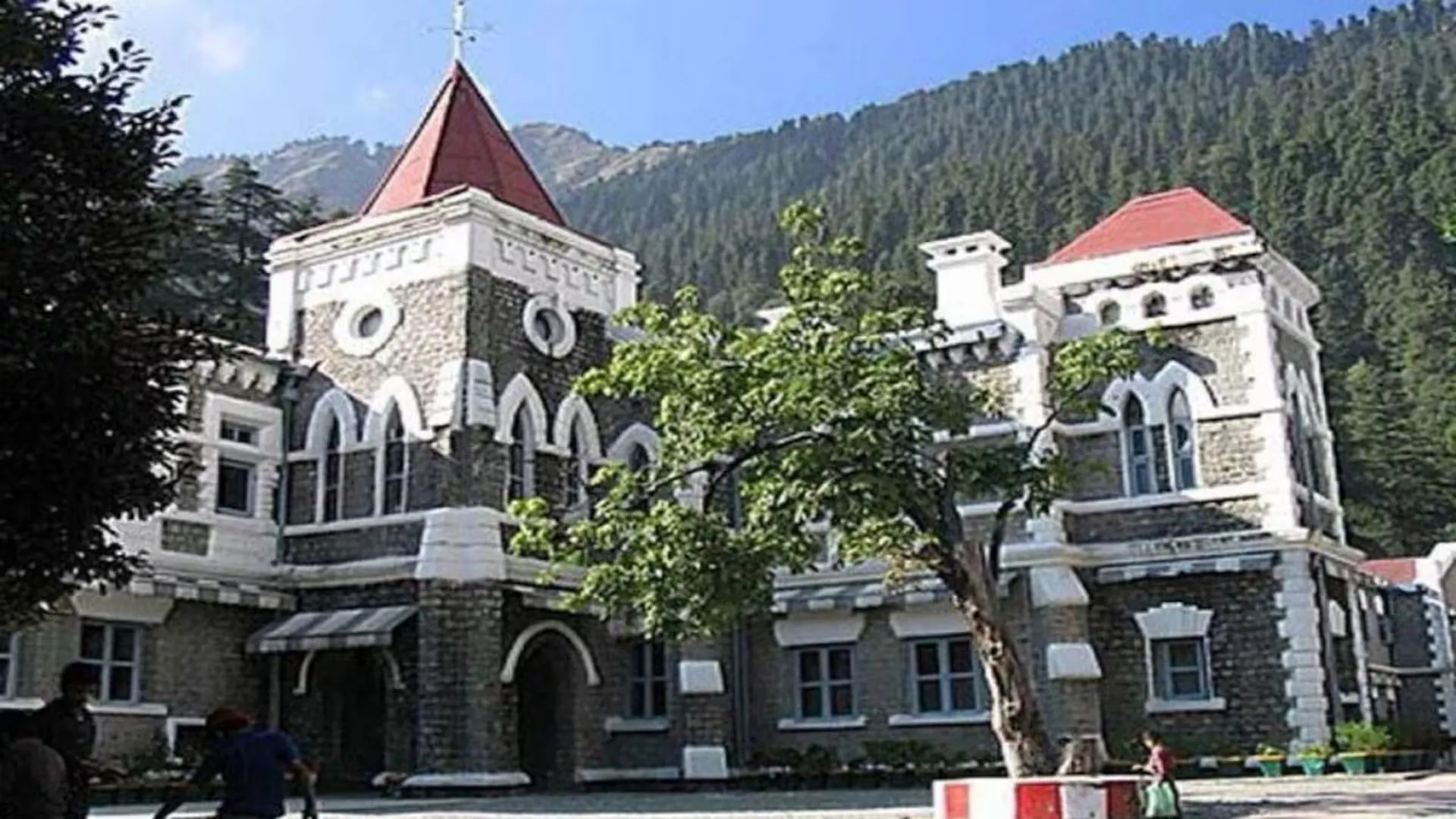 Uttrakhand: लोकायुक्त की नियुक्ति में देरी पर सरकार से सवाल, हाईकोर्ट ने 16 जून तक मांगी प्रगति रिपोर्ट
