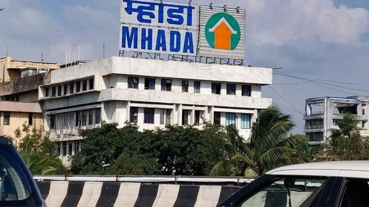 नासिक MHADA घोटाला: गिरफ्तार अधिकारियों की मुश्किलें बढ़ी, अब अपने ही कर्मचारी बने गवाह