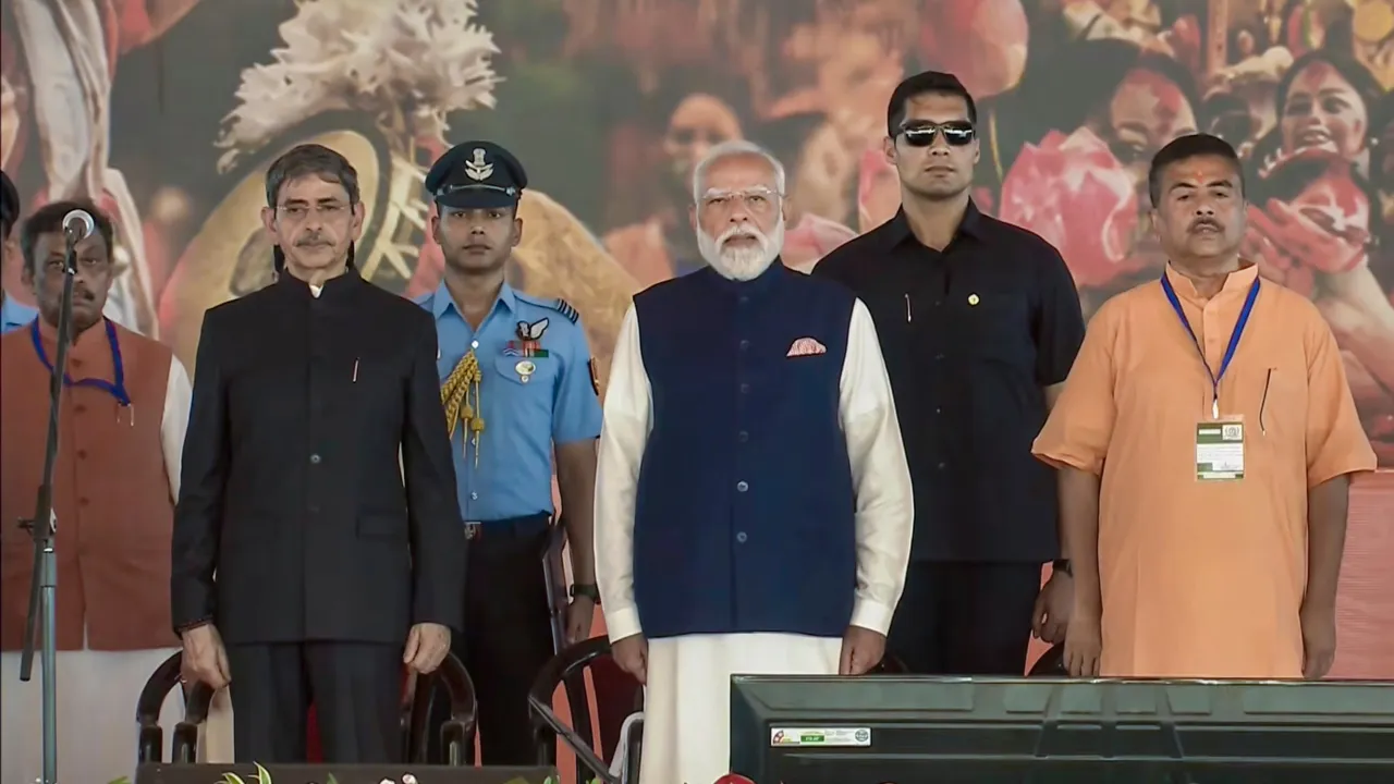 Suvendu Adhikari Oath Ceremony Live: बंगाल में सुवेंदु अधिकारी के साथ इन दिग्गजों की कैबिनेट में एंट्री, देखें लिस्ट