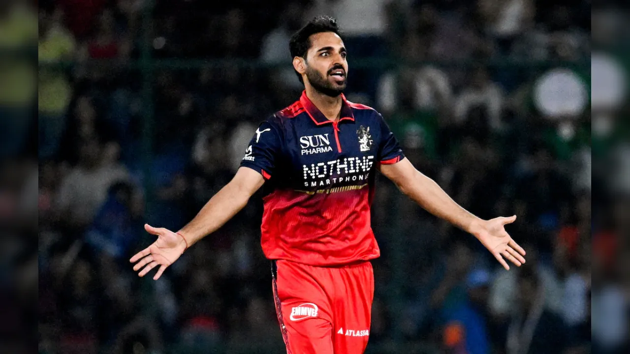 भुवनेश्वर कुमार ने रचा इतिहासः टी20 क्रिकेट में 350 विकेट लेने वाले पहले भारतीय तेज गेंदबाज बने