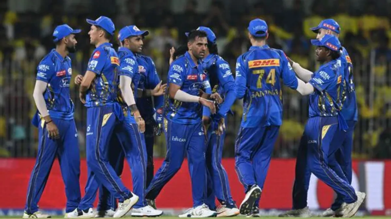 MI Playoff Equation: क्या मुंबई इंडियंस के लिए बंद हो गए प्लेऑफ के दरवाजे? जानें क्या कहता है समीकरण