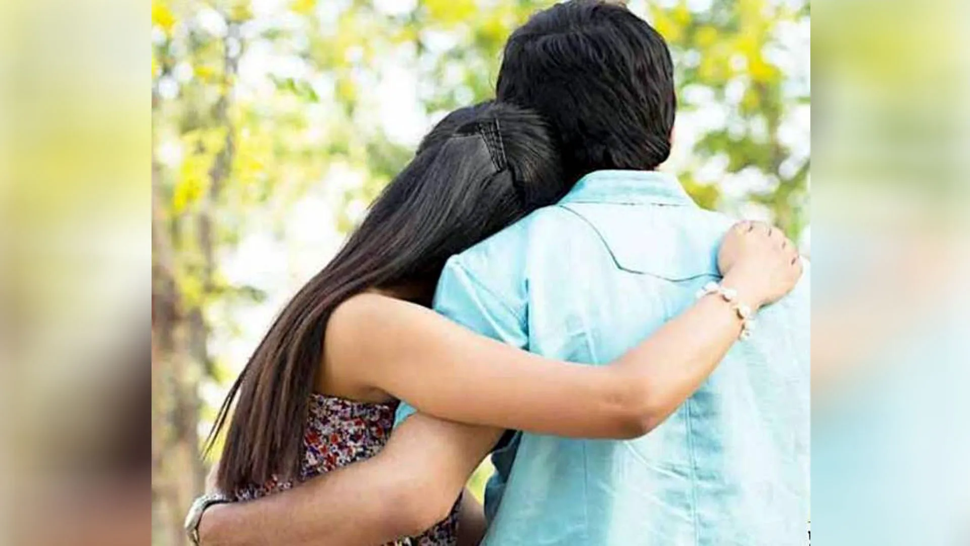 Moradabad: प्रेमिका का थाने में हाईवोल्टेज ड्रामा...दूसरे समुदाय के प्रेमी संग शादी की जिद पर अड़ी