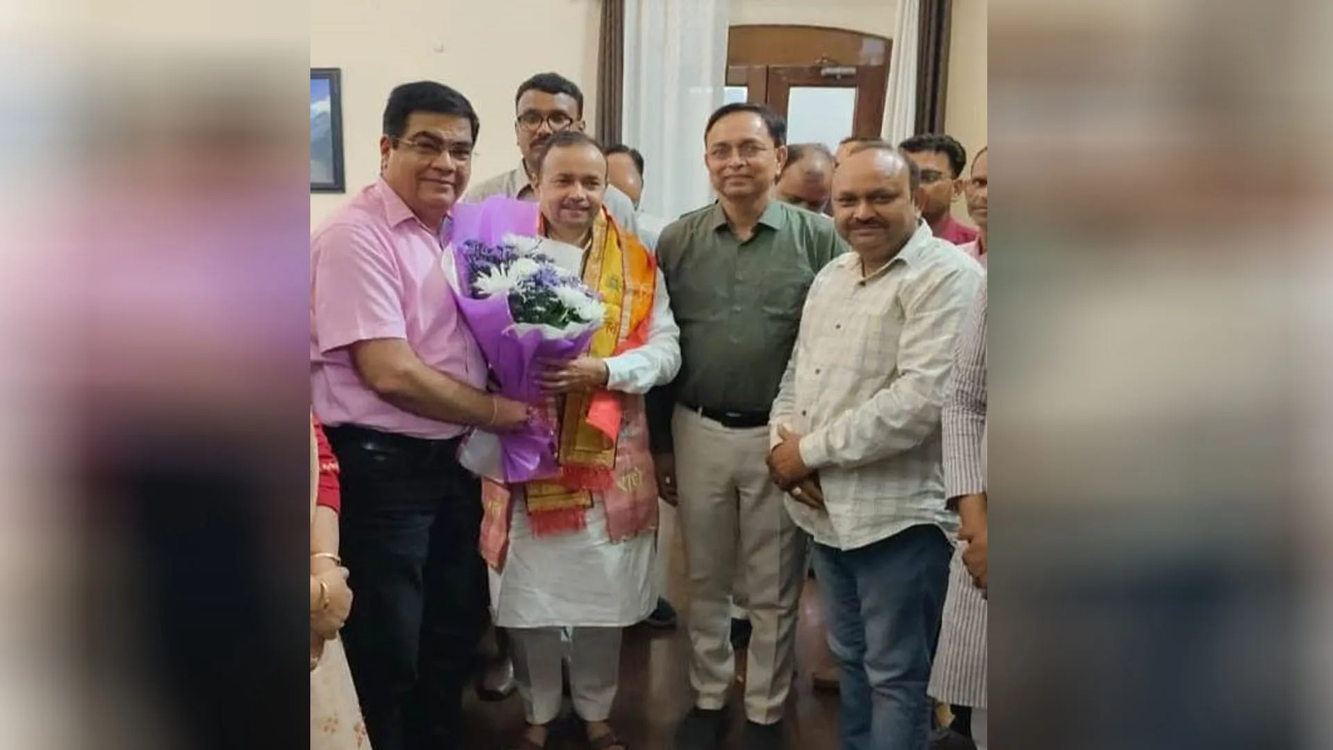 Bareilly: प्रभारी मंत्री बोले- ईंधन पर बंदिश नहीं, सबका सहयोग ले रही सरकार, पीएम की अपील का सकारात्मक असर