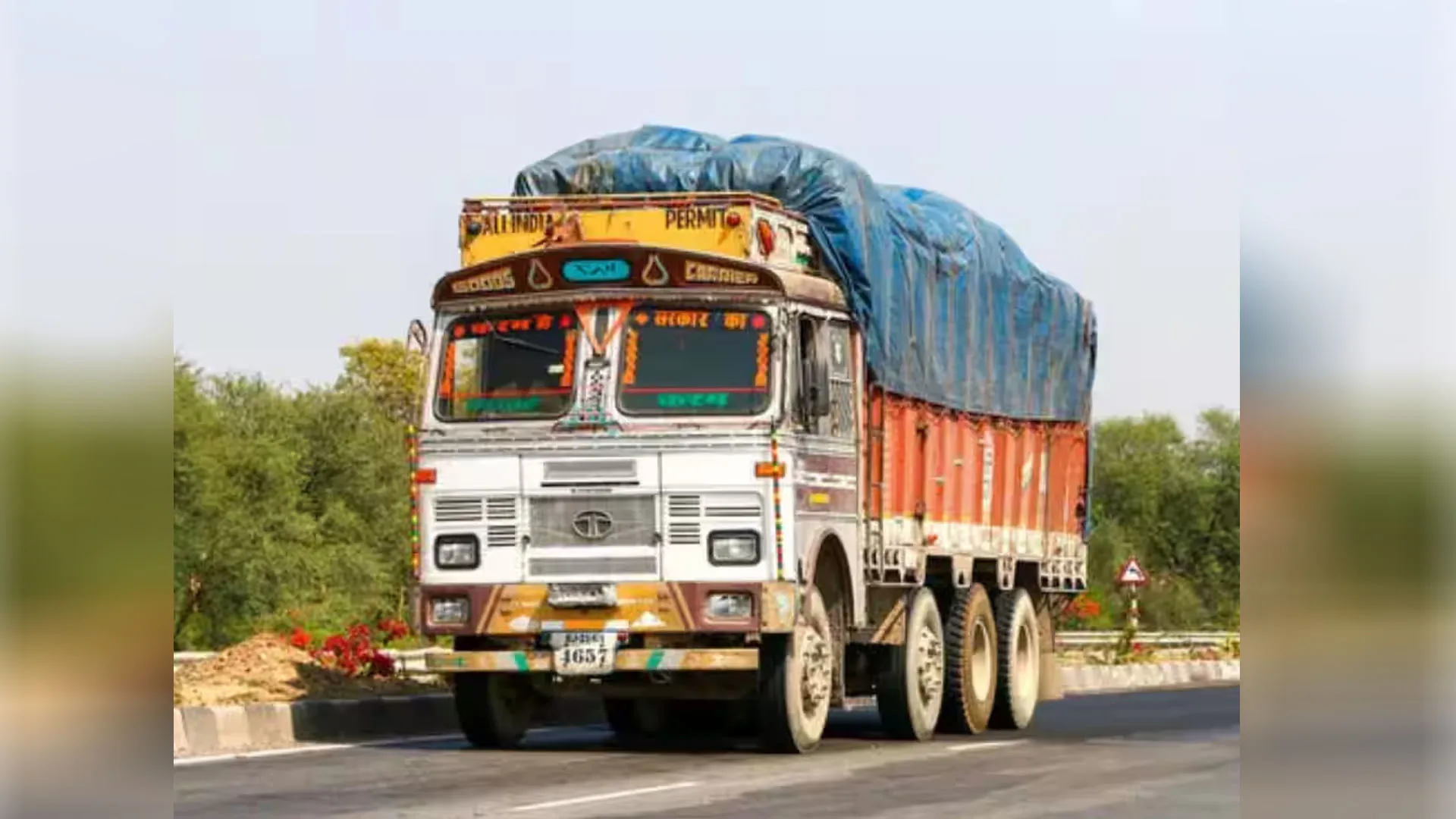 Uttrakhand: सिडकुल से असम माल लेकर जा रहा ट्रक बीच रास्ते से गायब