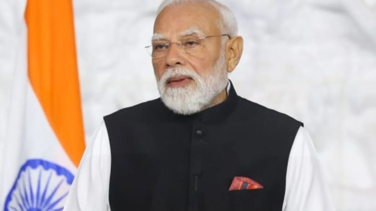  Rozgar Mela:  पीएम मोदी ने 51,000 युवाओं को सौंपे नियुक्ति पत्र, रेलवे और बैंकिंग समेत इन क्षेत्रों में मिली नौकरी