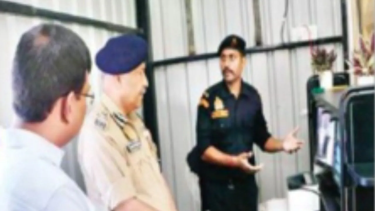 यूपी में आतंक के खिलाफ बड़ी तैयारी: DGP ने एटीएस मुख्यालय का किया निरीक्षण, दिए निर्देश
