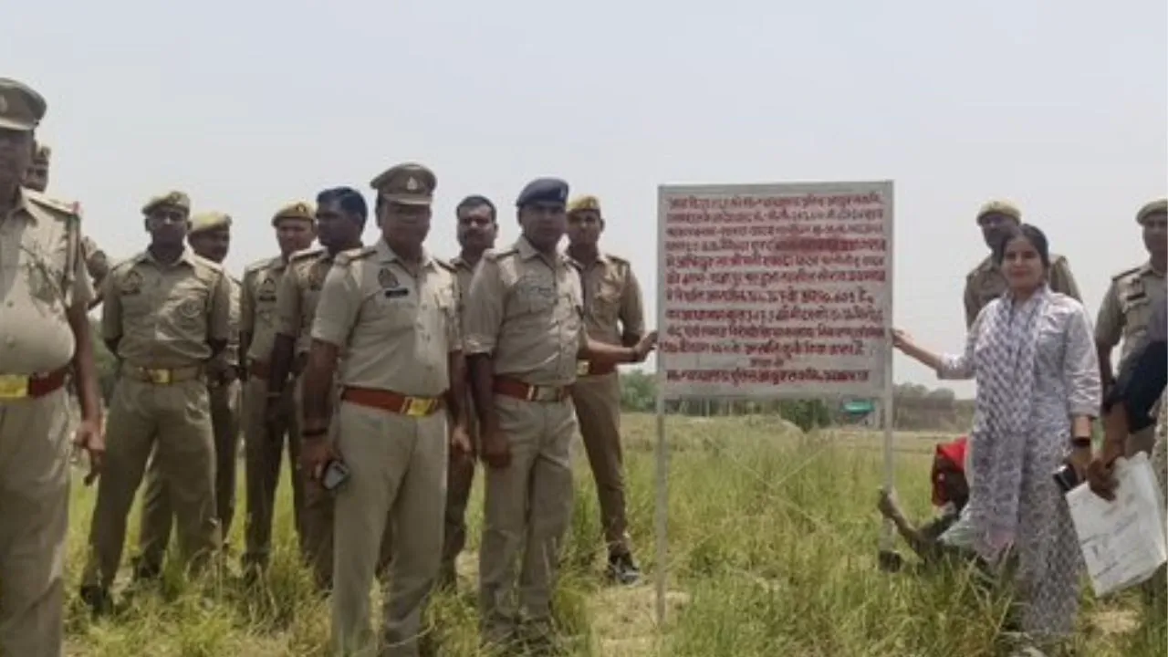  प्रयागराज न्यूज :  हिस्ट्रीशीटर सोनू सिंह यादव के खिलाफ बड़ी कार्रवाई, पुलिस ने कुर्क की अपराध से अर्जित संपत्ति