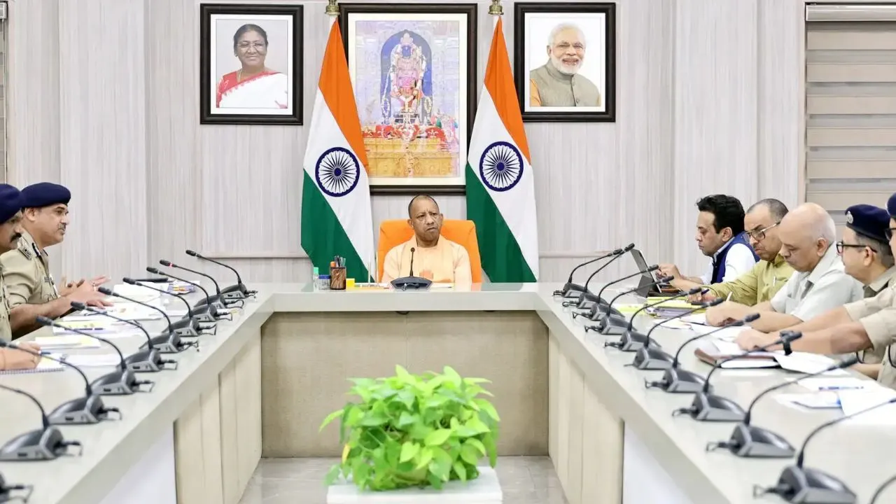 सीएम योगी का बड़ा आदेश :  भर्ती परीक्षाओं और प्रमोशन में धांधली पर लगेगी लगाम, नए दिशा-निर्देश जारी