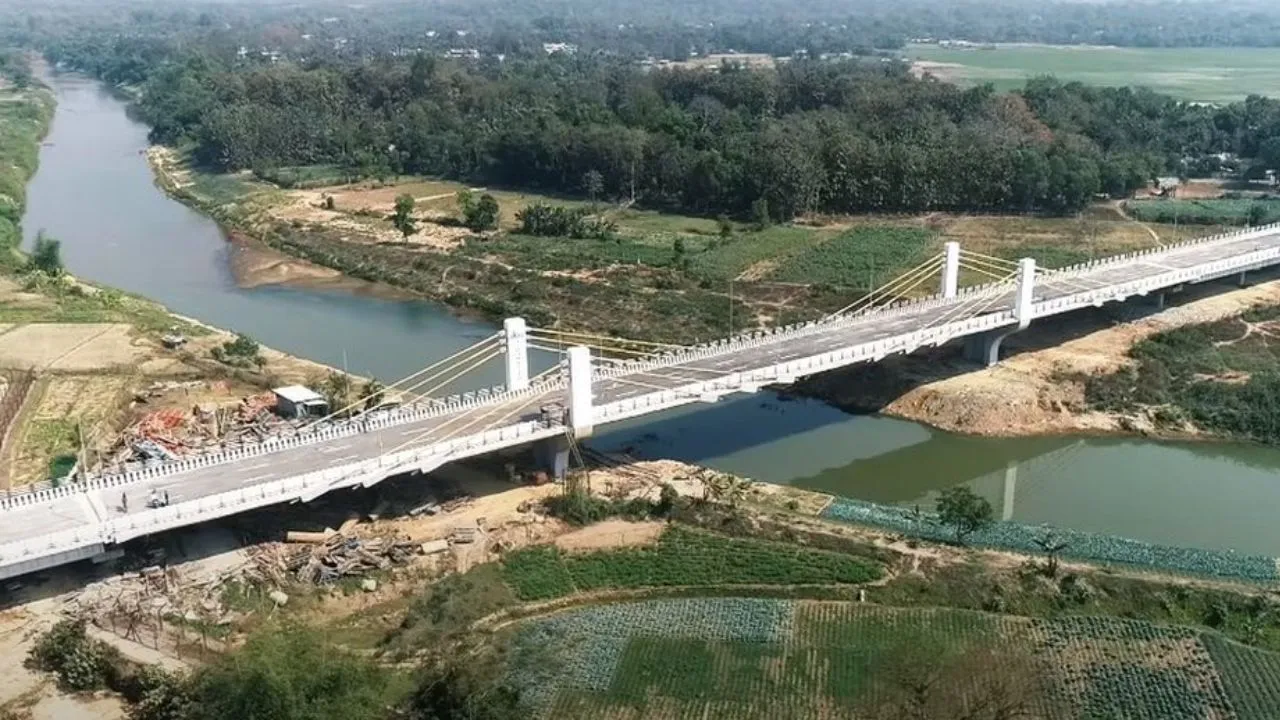 भारत-बांग्लादेश 'मैत्री पुल' को जल्द चालू करने की तैयारी, सब्रूम से रामगढ़ तक बढ़ेगा व्यापार