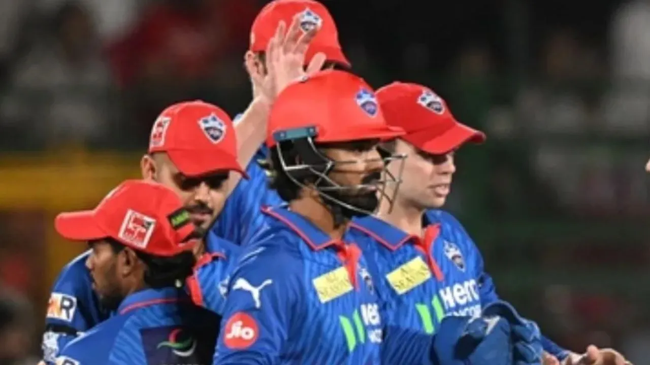 Playoff Race:  दिल्ली कैपिटल्स और चेन्नई सुपर किंग्स के बीच कड़ी टक्कर, घरेलू मैदान पर अपने रिकॉर्ड में सुधार करने का प्रयास करेगी दिल्ली
