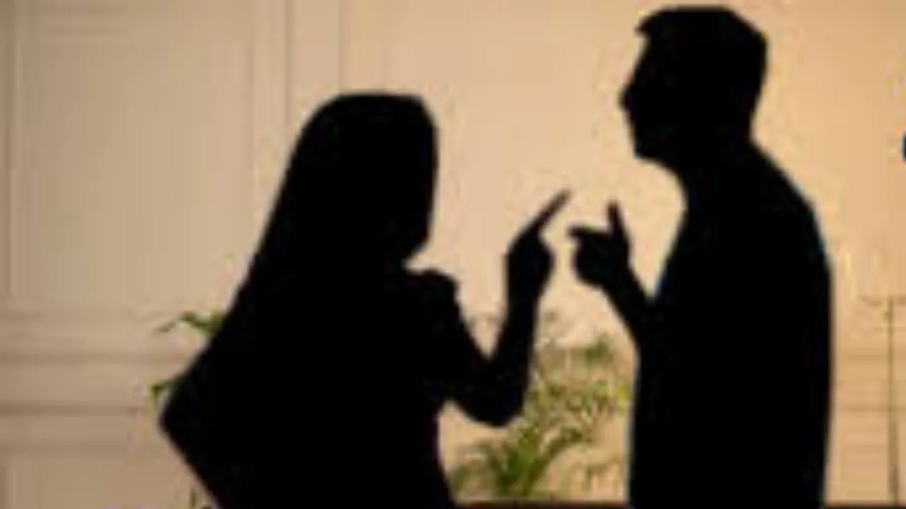  प्रयागराज में बदले की कहानी : महिला ने सिखाया पति को सबक, इंस्टाग्राम फेक आईडी बनाकर पहुंचाया जेल 