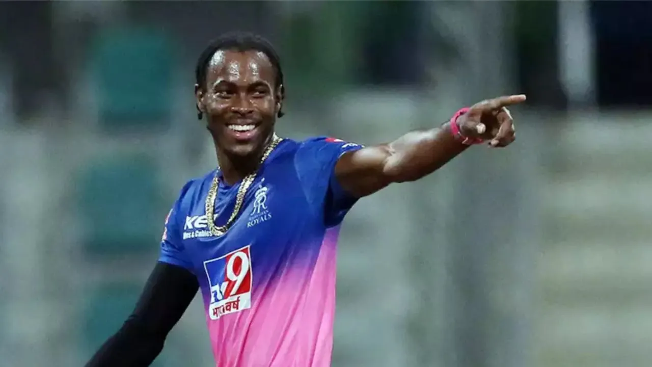  IPL 2026 :  पर्पल कैप दौड़ में जोफ्रा आर्चर की लंबी छलांग, मुम्बई को बड़े झटके देकर टीम को प्लेऑफ में पहुंचाया 