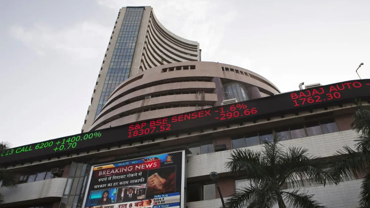  Stock market closed :  शुरुआती बढ़त गंवाकर लाल निशान पर बंद हुए दोनों मानक सूचकांक,135 अंक टूटा सेंसेक्स, जानें आज के टॉप लूजर्स