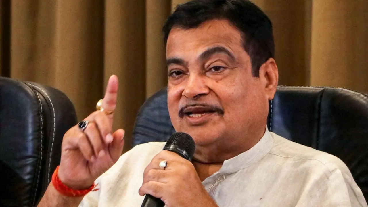  यूपी की सड़क सुरक्षा होगी मजबूत,  केंद्रीय मंत्री नितिन गडकरी ने की 11,672 किमी राष्ट्रीय राजमार्ग नेटवर्क की गुणवत्ता और रखरखाव की समीक्षा 