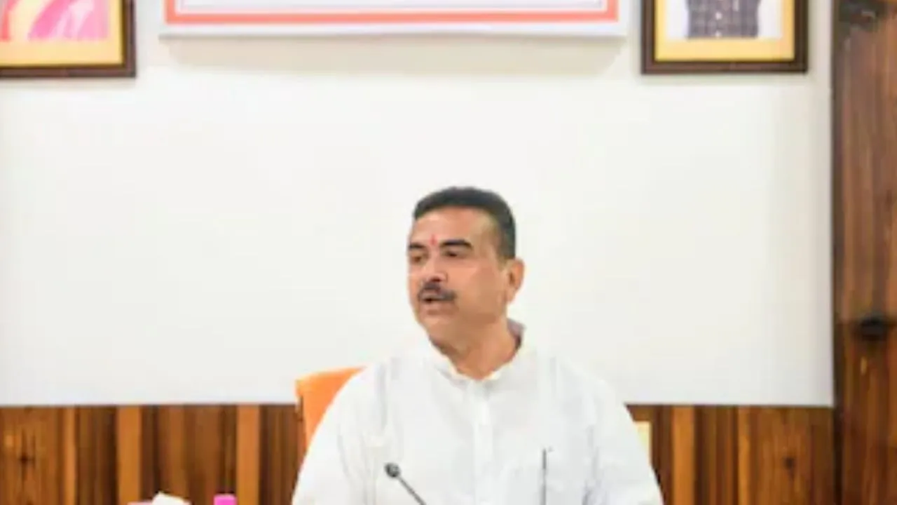 West Bengal: बंगाल में 'अन्नपूर्णा' योजना को मंजूरी, महिलाओं को ₹3000 महीना और सरकारी बसों में फ्री यात्रा का तोहफा, 7वें वेतन आयोग को मंजूरी