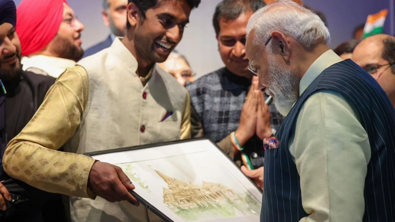 एम्स्टर्डम पहुंचे प्रधानमंत्री मोदी, भारत-नीदरलैंड दोस्ती को मिलेगी नई धार, भारतीय समुदाय को करेंगे संबोधित