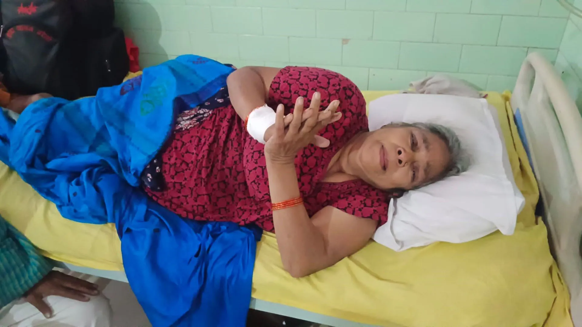 Bareilly News: सब कुछ होकर भी कृष्णा आंटी लाचार...अपनों ने बुढ़ापे में छोड़ा साथ, अब गैरों से मदद का इंतजार