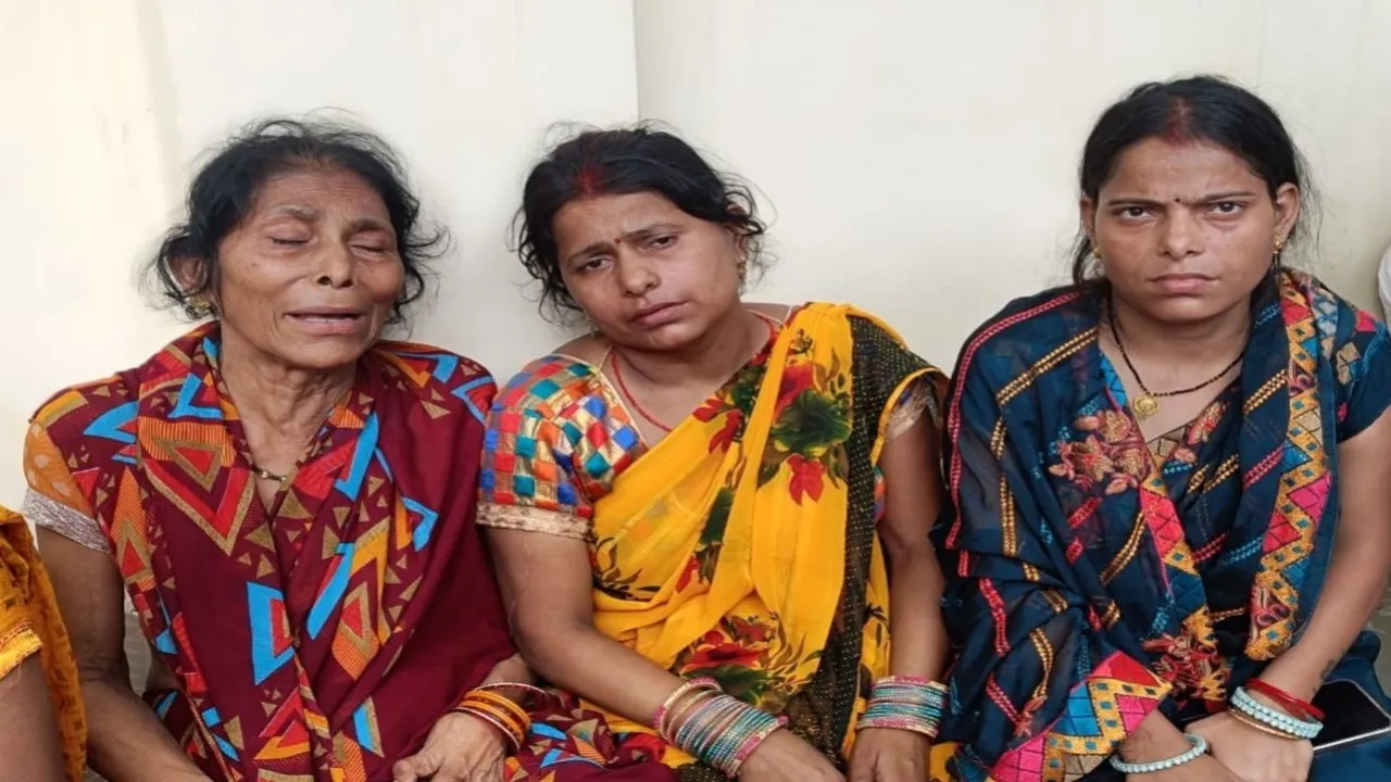 कानपुर चकेरी लिव-इन में रह रहे युवक का फंदे से लटका मिला शव