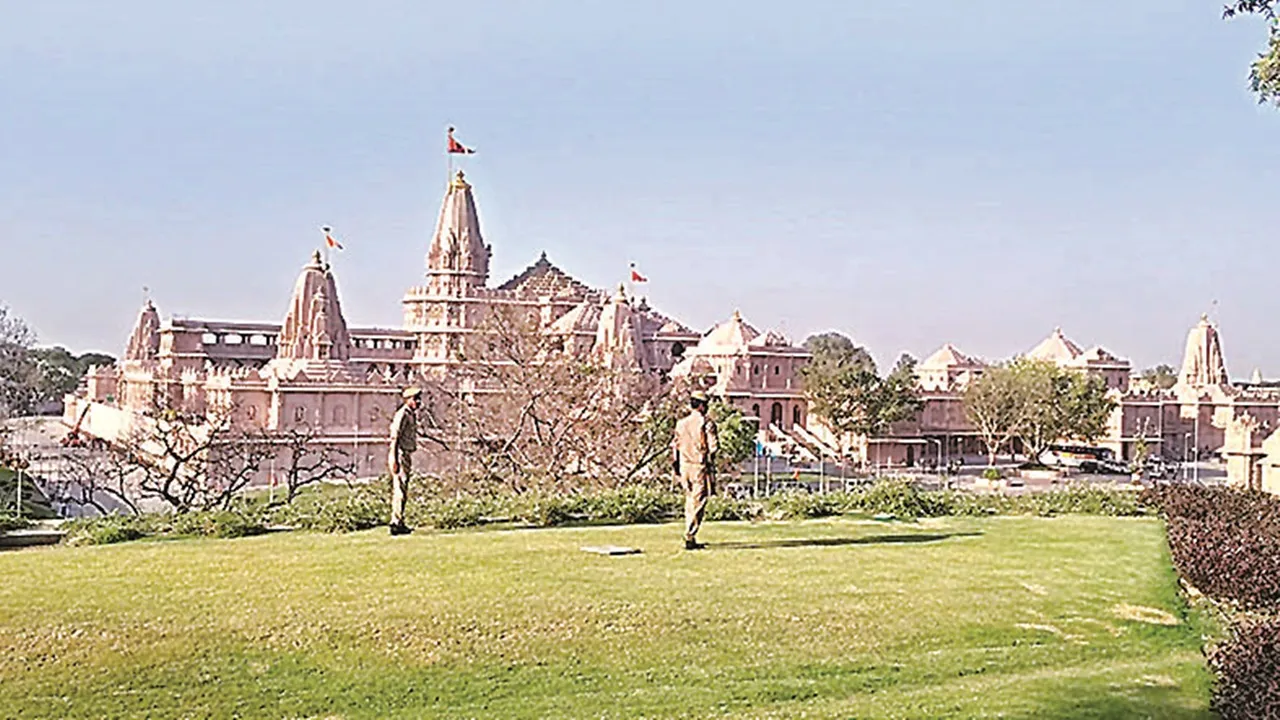अयोध्या राम मंदिर दान विवाद : अब SIT पर टिकीं सभी की निगाहें... बोले गोपाल राव- जांच में सहयोग करेगा ट्रस्ट