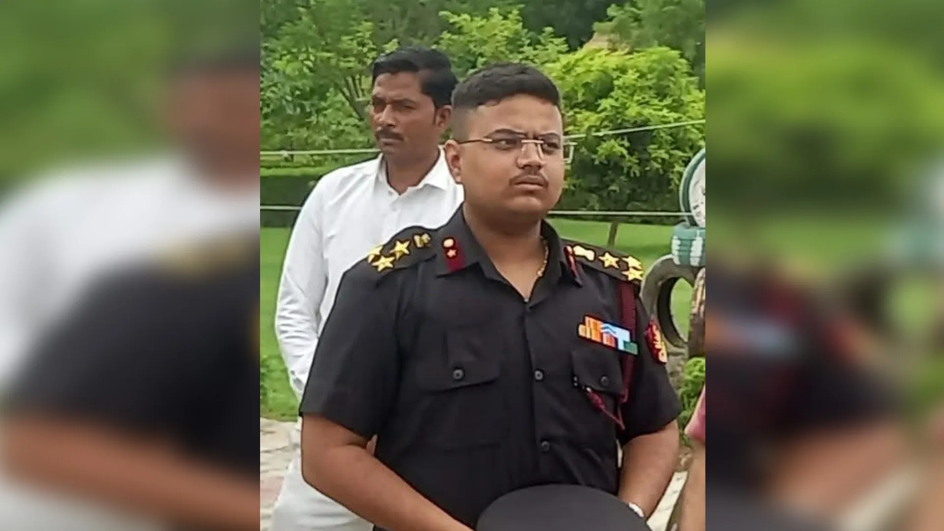 शाहजहांपुर में पकड़ा गया फर्जी ब्रिगेडियर, ठाट-बाट के साथ वर्दी में पहुंचा शहीद संग्राहलय