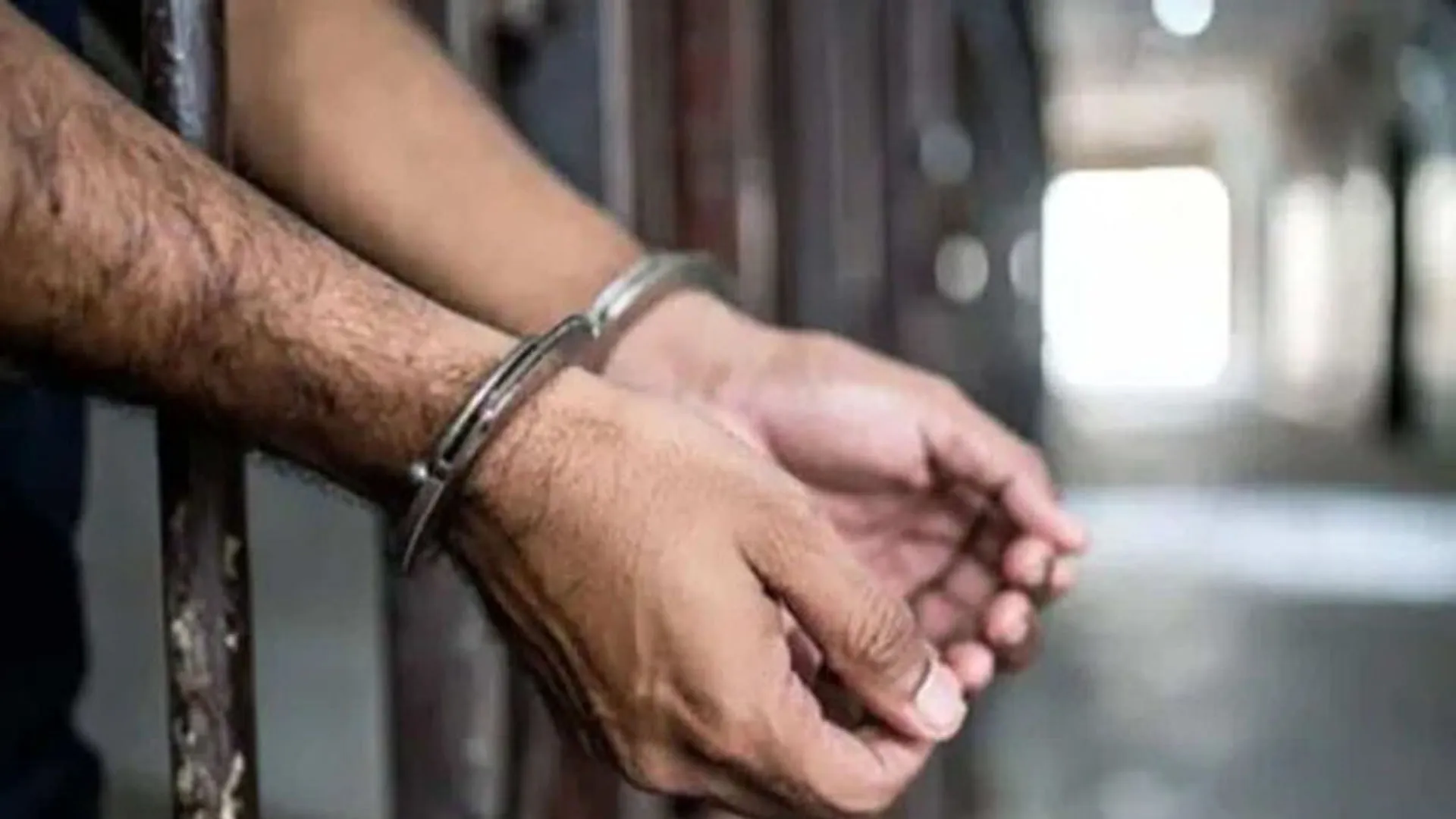Moradabad News: सिविल लाइंस पुलिस ने तस्कर को किया गिरफ्तार, 1.574 किलो चरस बरामद