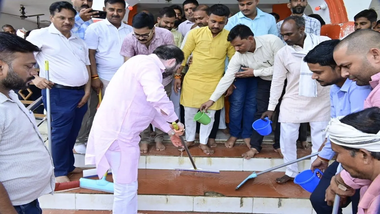 PM की नई उपलब्धि पर BJP कार्यकर्ताओं में उत्साह... मंत्री सतीश शर्मा बोले- पीएम मोदी युग चेतना के प्रतीक 