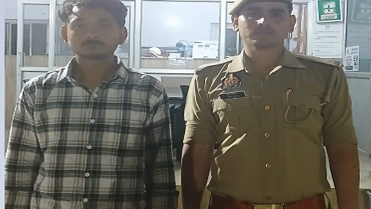 Lucknow News : सिपाही भर्ती परीक्षा में सॉल्वर गिरफ्तार,  बाबा ठाकुर दास इंटर कॉलेज से दबोचा गया आरोपी