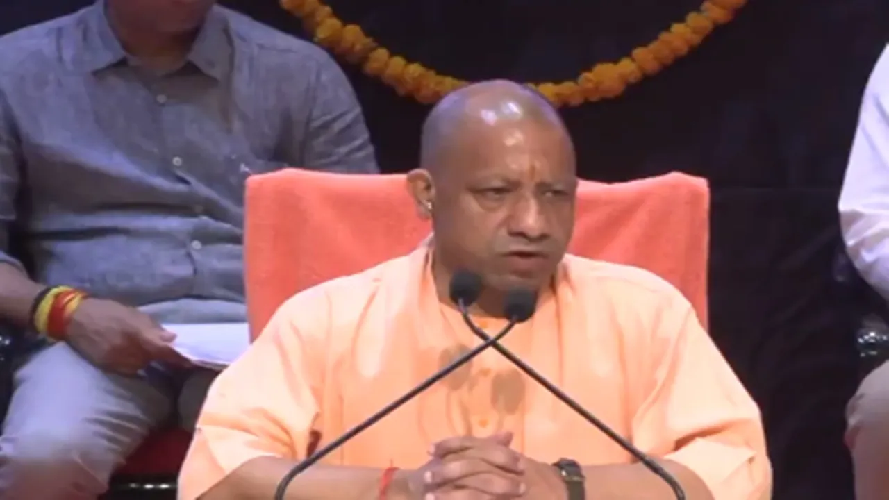 UP News: PM मोदी के चमत्कारिक नेतृत्व से देश में आया बड़ा बदलाव... CM योगी ने गिनाई केंद्र सरकार की उपलब्धियां