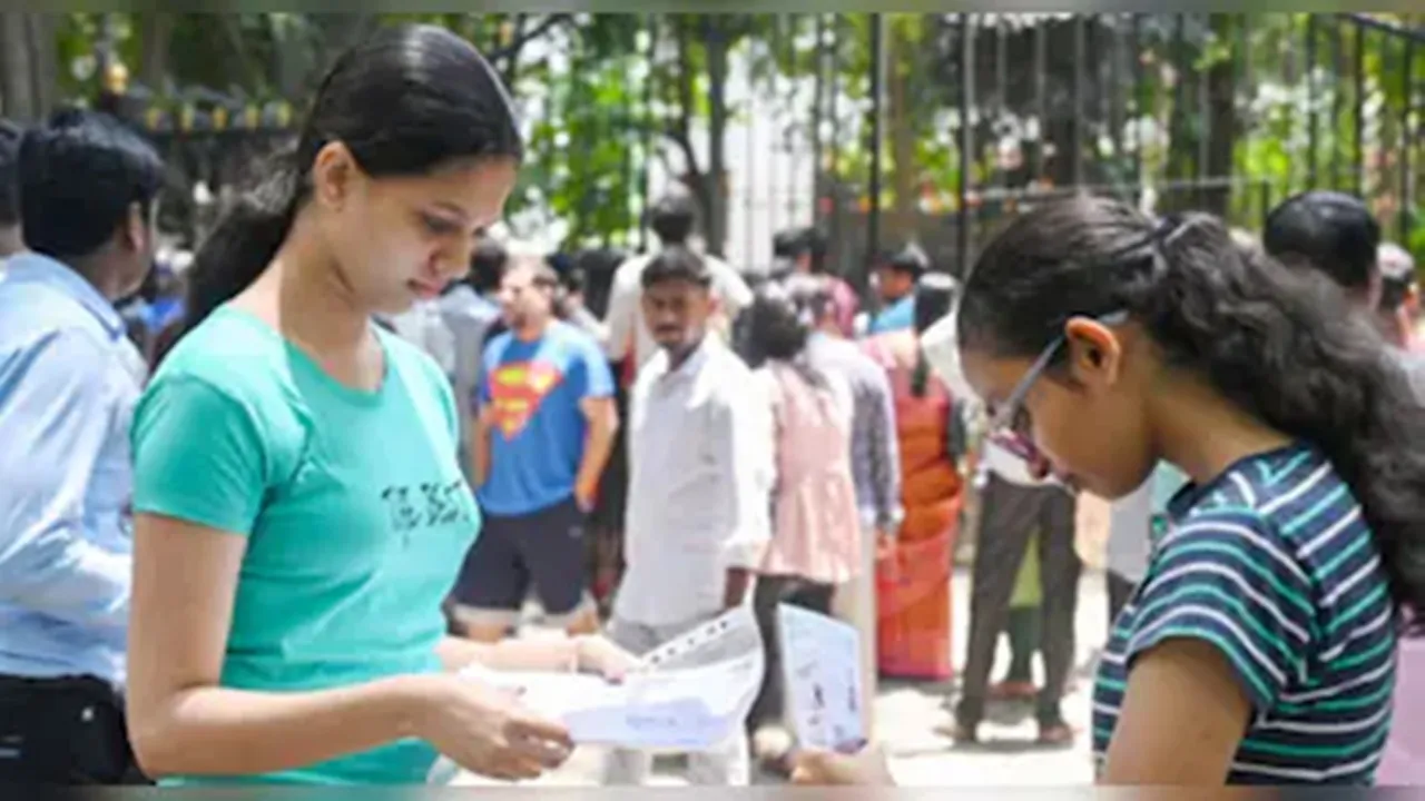 NEET-UG Exam : NTA ने बढ़ाई नीट परीक्षा की अवधि, अब परीक्षार्थियों मिलेगा 15 मिनट एक्स्ट्रा