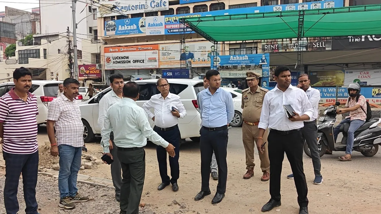 Lucknow News : मॉनीटरिंग करके पूर्ण करें सीएम ग्रिड परियोजनाएं, नगर आयुक्त ने किया निरीक्षण