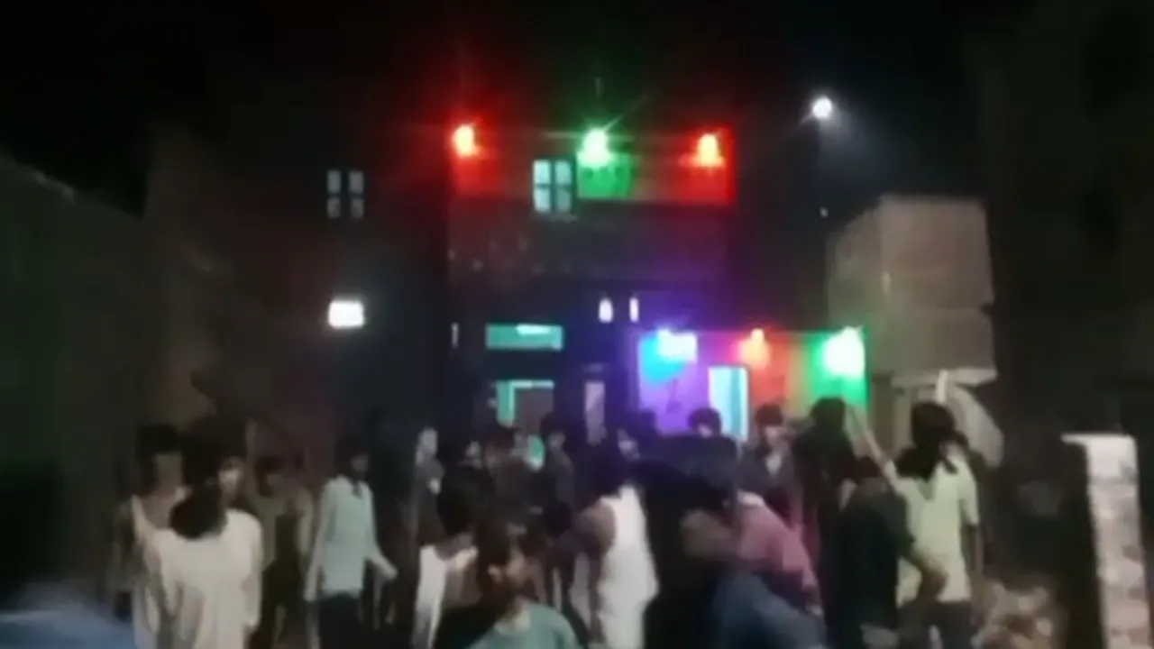 Gonda News : मोहर्रम के जुलूस और शोकसभा के बीच टकराव, बुढ़वलिया गांव में तनाव, पुलिस तैनात